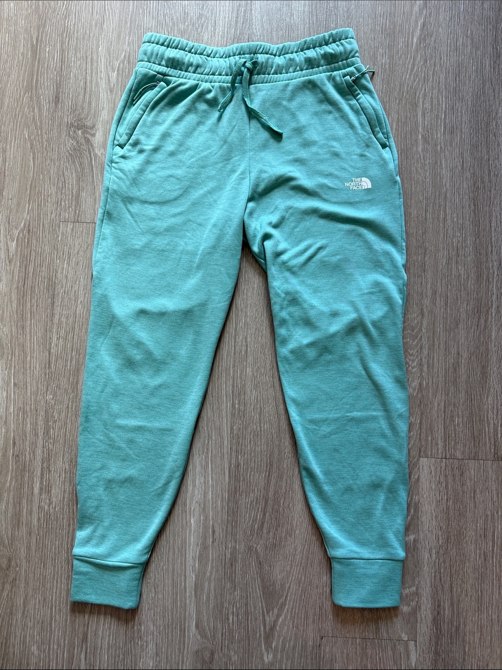 The North Face Women’s Mint Green Jogger Sweatpants Size S Never Worn